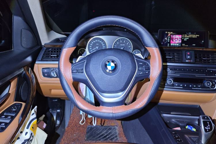Used BMW 3 Series 2014 320Li Luxury Design Package Steering Wheel