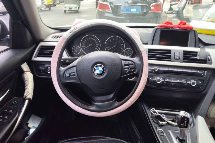 Used BMW 3 Series 2014 320i Sport Edition Steering Wheel