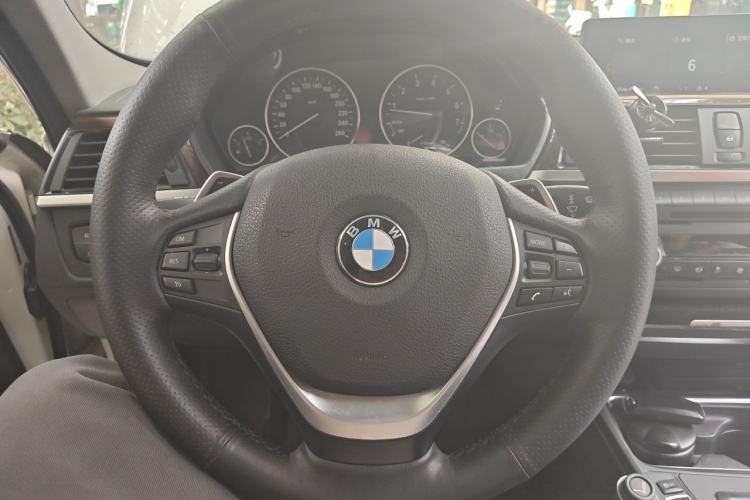 Used BMW 3 Series 2014 328Li Fashion Model Steering Wheel