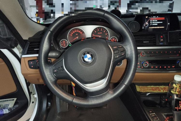 Used BMW 3 Series 2014 320i Sport Edition Steering Wheel