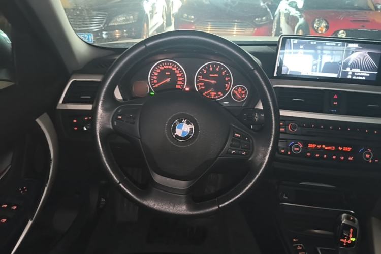 Used BMW 3 Series 2014 320Li Fashion Model Steering Wheel
