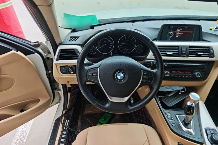Used BMW 3 Series 2014 320Li Fashion Model Steering Wheel