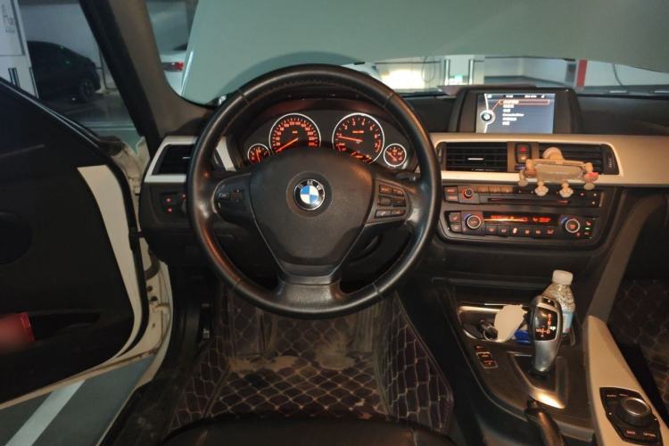 Used BMW 3 Series 2014 320i Sport Edition Steering Wheel