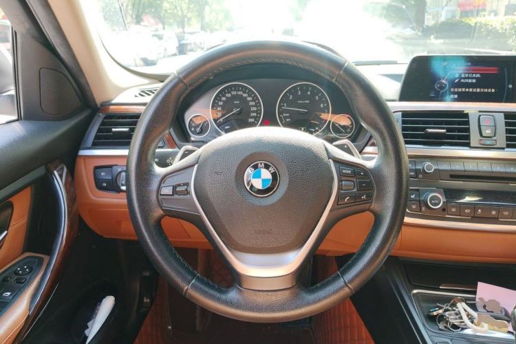 Used BMW 3 Series 2014 320Li Luxury Design Package Steering Wheel