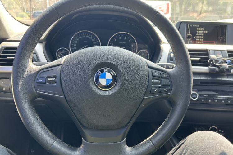 Used BMW 3 Series 2014 320i Sport Edition Steering Wheel