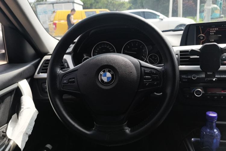 Used BMW 3 Series 2014 320Li Fashion Model Steering Wheel