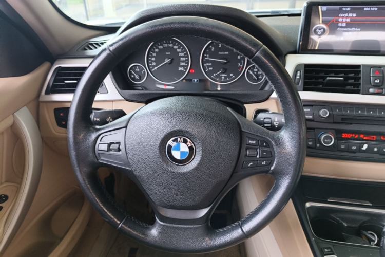 Used BMW 3 Series 2014 320Li Fashion Model Steering Wheel