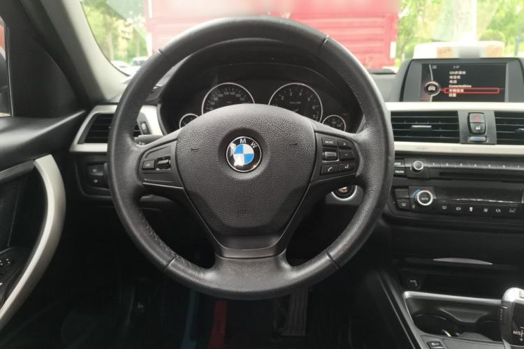 Used BMW 3 Series 2014 320Li Fashion Model Steering Wheel