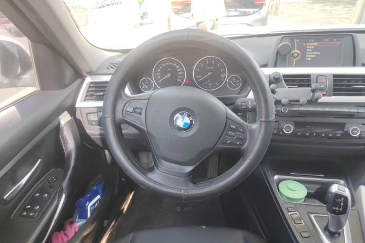 Used BMW 3 Series 2014 320Li Fashion Model Steering Wheel