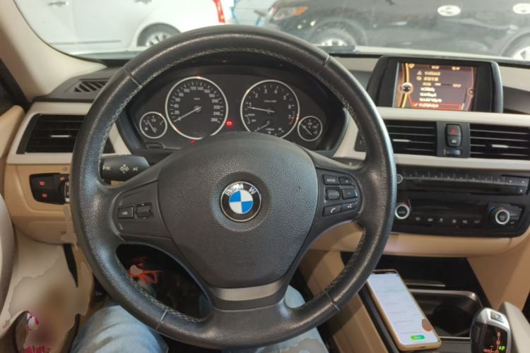 Used BMW 3 Series 2014 320Li Fashion Model Steering Wheel