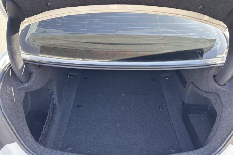 Used BMW 3 Series 2014 320Li Fashion Model Trunk