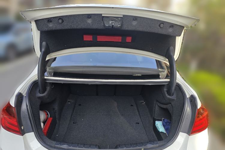 Used BMW 3 Series 2014 320Li Fashion Model Trunk