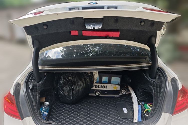 Used BMW 3 Series 2014 320i Sport Edition Trunk