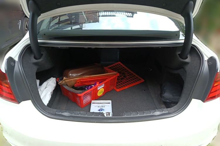 Used BMW 3 Series 2014 328Li Fashion Model Trunk