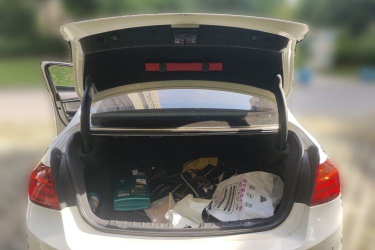 Used BMW 3 Series 2014 328Li Fashion Model Trunk