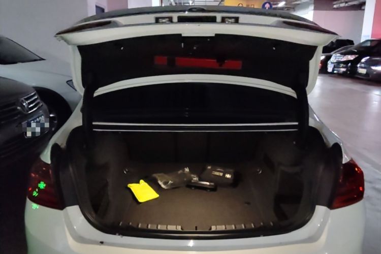 Used BMW 3 Series 2014 320Li Fashion Model Trunk