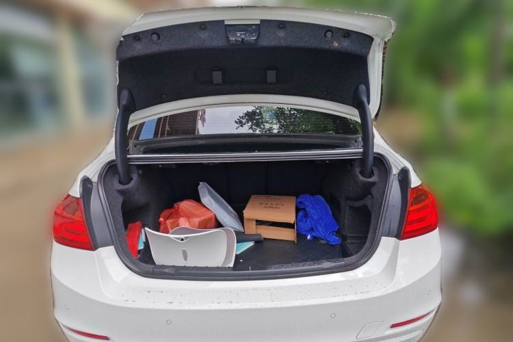 Used BMW 3 Series 2014 320Li Fashion Model Trunk