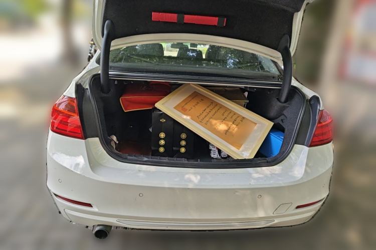Used BMW 3 Series 2014 320Li Anniversary Limited Edition Trunk