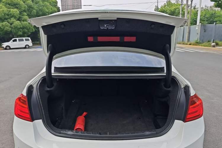 Used BMW 3 Series 2014 320Li Fashion Model Trunk