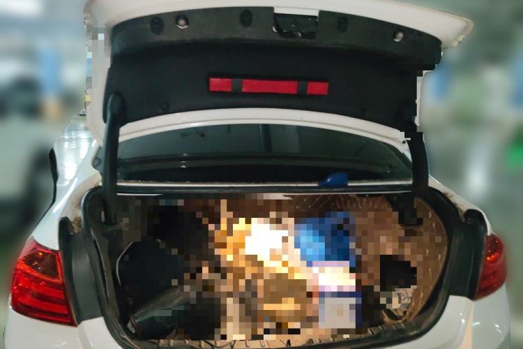Used BMW 3 Series 2014 320Li Fashion Model Trunk