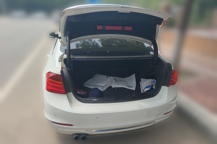 Used BMW 3 Series 2014 328Li Fashion Model Trunk