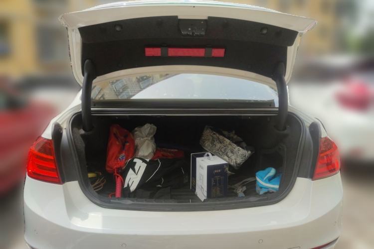 Used BMW 3 Series 2014 320Li Fashion Model Trunk