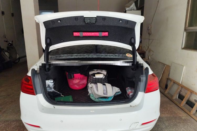 Used BMW 3 Series 2014 320Li Fashion Model Trunk