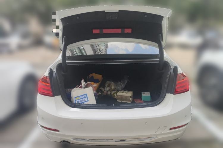 Used BMW 3 Series 2014 320Li Luxury Design Package Trunk