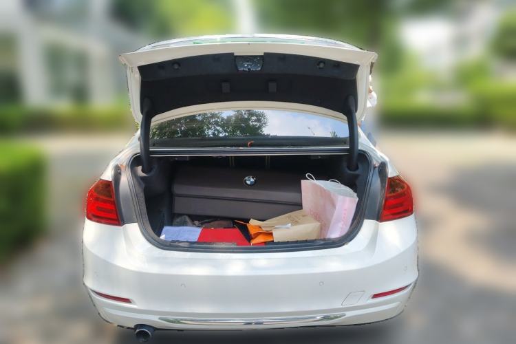 Used BMW 3 Series 2014 320Li Luxury Design Package Trunk