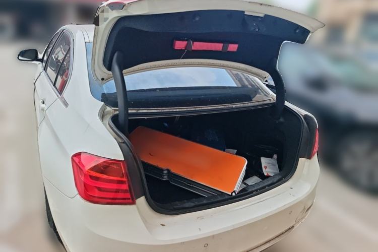 Used BMW 3 Series 2014 320Li Fashion Model Trunk