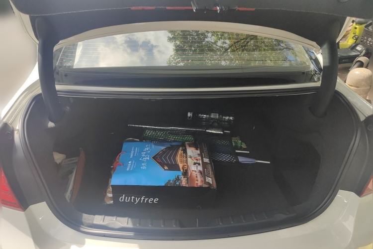 Used BMW 3 Series 2014 320Li Fashion Model Trunk