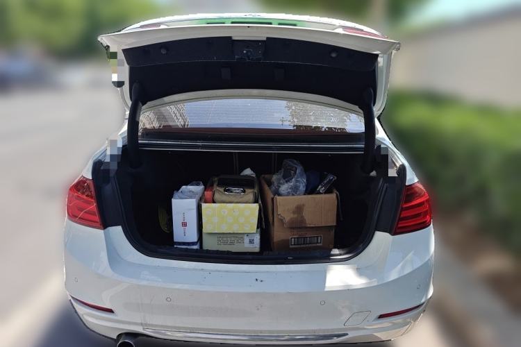 Used BMW 3 Series 2014 320Li Fashion Model Trunk