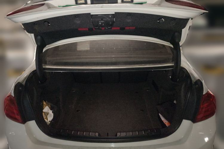 Used BMW 3 Series 2014 320Li Fashion Model Trunk