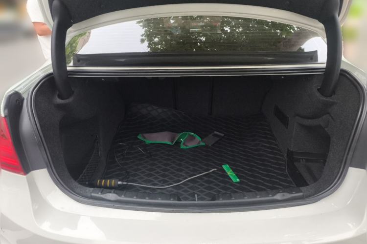 Used BMW 3 Series 2014 320Li Fashion Model Trunk