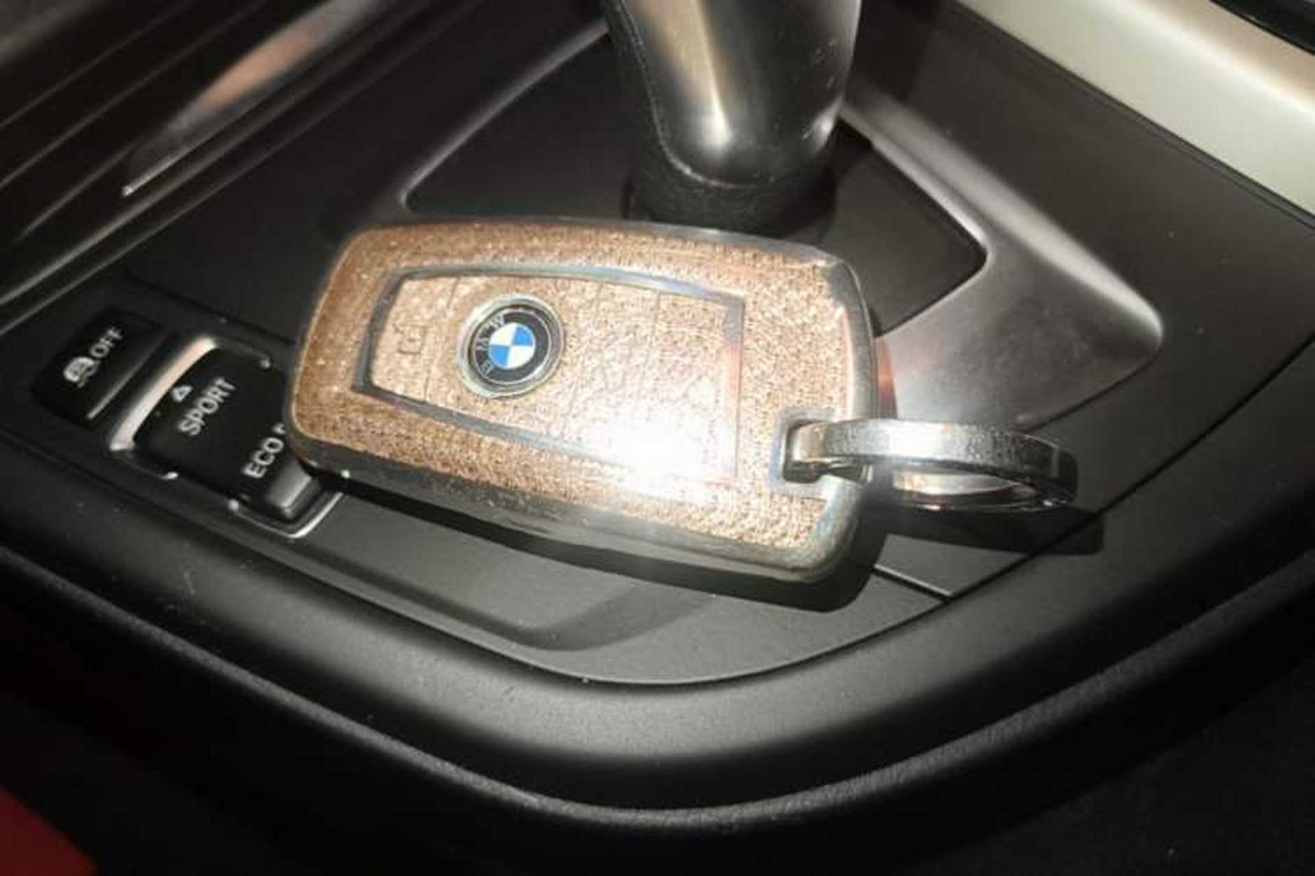 Used BMW 3 Series 2014 320i Sport Edition Vehicle Key