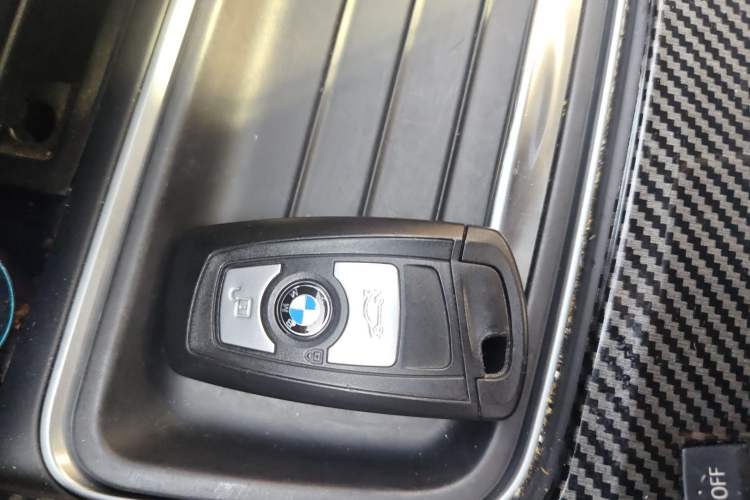 Used BMW 3 Series 2014 320Li Fashion Model Vehicle Key