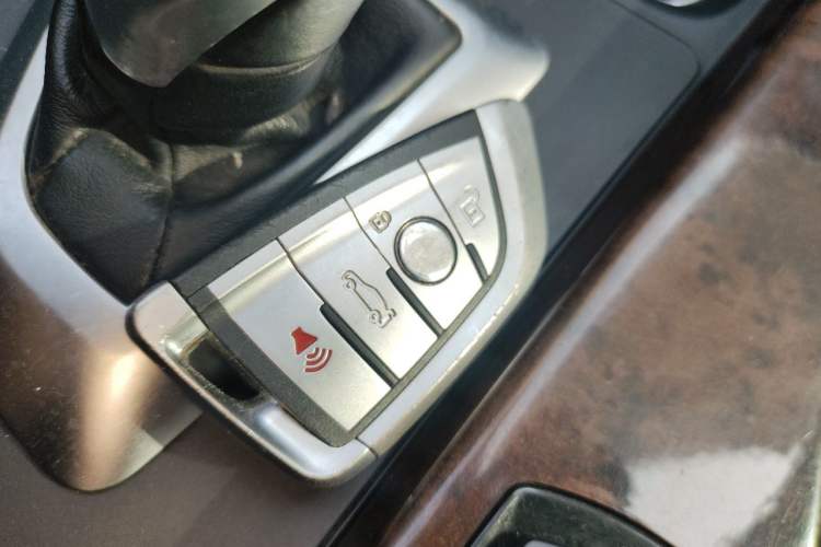 Used BMW 3 Series 2014 328Li Fashion Model Vehicle Key