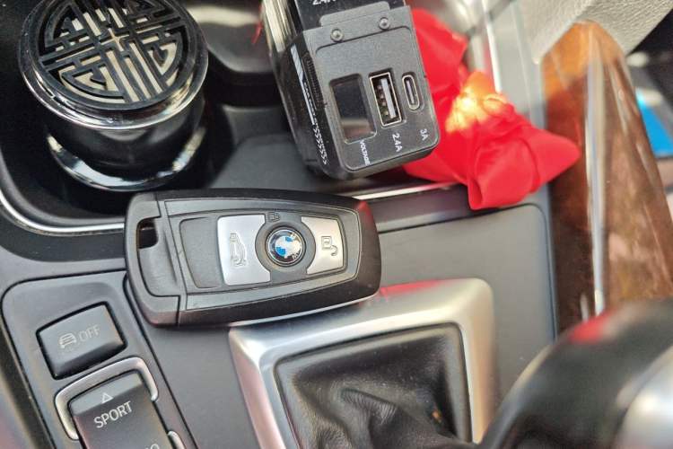 Used BMW 3 Series 2014 328Li Fashion Model Vehicle Key