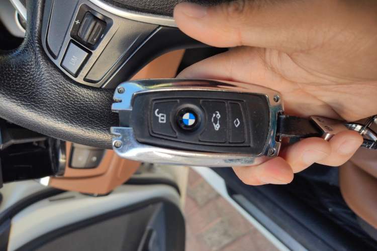 Used BMW 3 Series 2014 320Li Luxury Design Package Vehicle Key