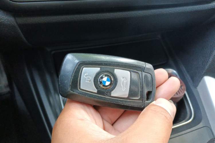Used BMW 3 Series 2014 320Li Fashion Model Vehicle Key