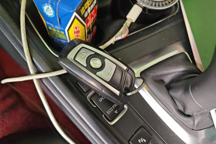 Used BMW 3 Series 2014 320Li Anniversary Limited Edition Vehicle Key