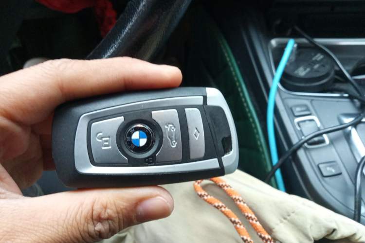 Used BMW 3 Series 2014 320Li Fashion Model Vehicle Key