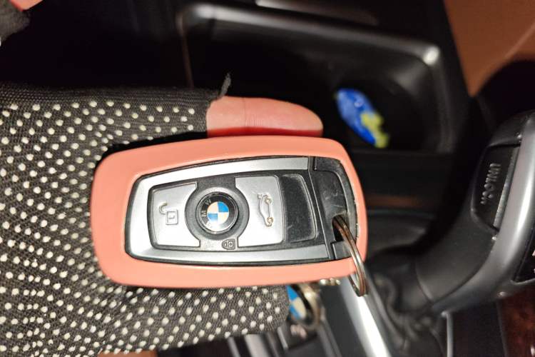Used BMW 3 Series 2014 320Li Luxury Design Package Vehicle Key