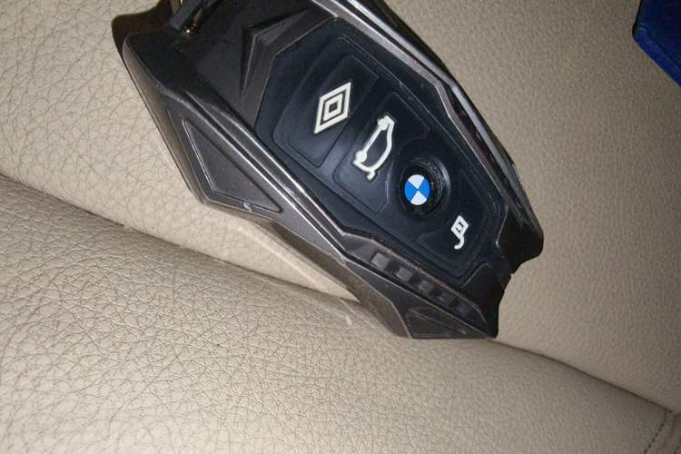 Used BMW 3 Series 2014 320Li Fashion Model Vehicle Key