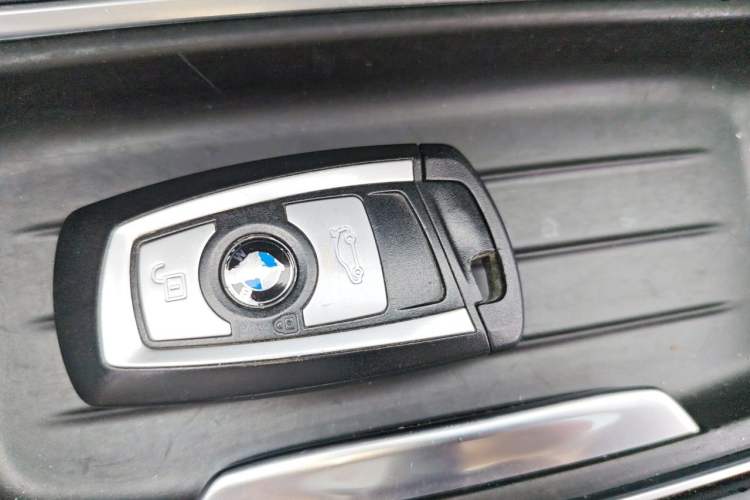 Used BMW 3 Series 2014 320Li Luxury Design Package Vehicle Key