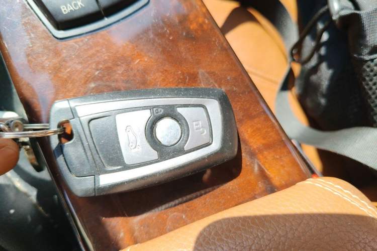 Used BMW 3 Series 2014 320Li Luxury Design Package Vehicle Key