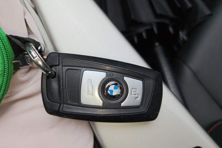 Used BMW 3 Series 2014 320Li Fashion Model Vehicle Key