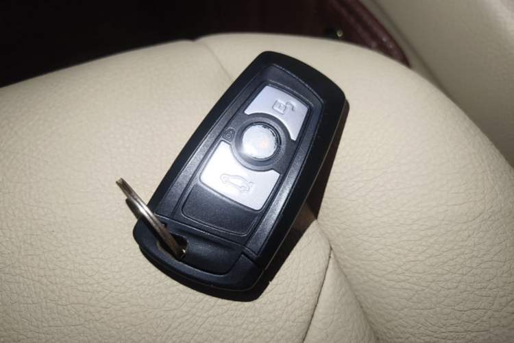 Used BMW 3 Series 2014 320Li Fashion Model Vehicle Key