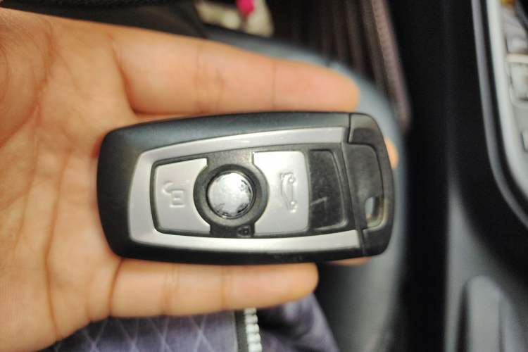 Used BMW 3 Series 2014 320Li Fashion Design Package Vehicle Key