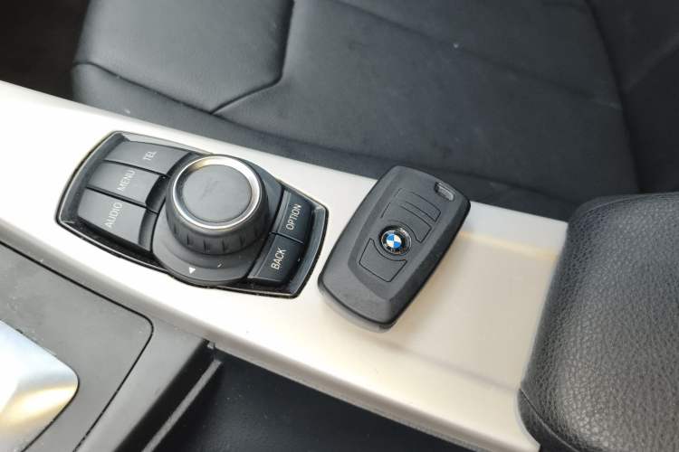 Used BMW 3 Series 2014 320Li Fashion Model Vehicle Key